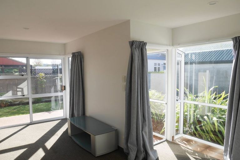 Photo of property in 32 Grants Road, Papanui, Christchurch, 8053