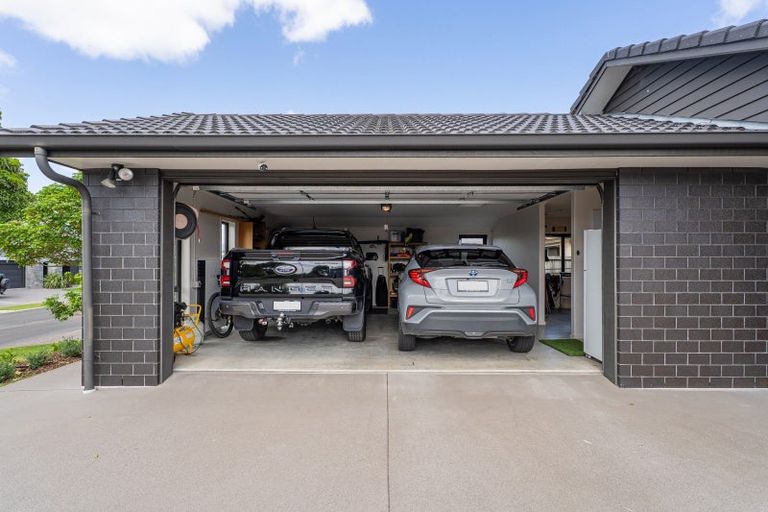 Photo of property in 32 Leeward Drive, Whitianga, 3510