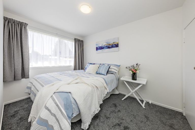 Photo of property in 3 Sandrine Avenue, Clover Park, Auckland, 2019