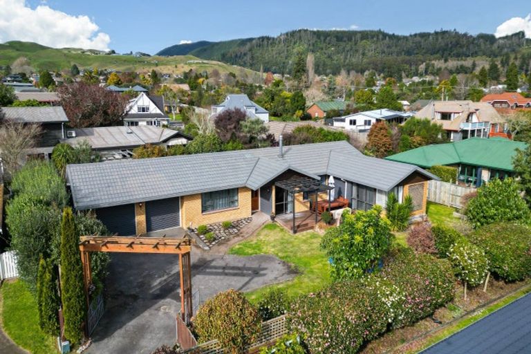Photo of property in 9 Orchard Place, Lynmore, Rotorua, 3010