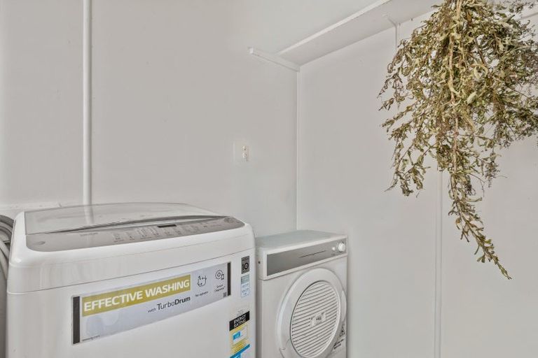 Photo of property in 14 Wairau Road, Picton, 7220