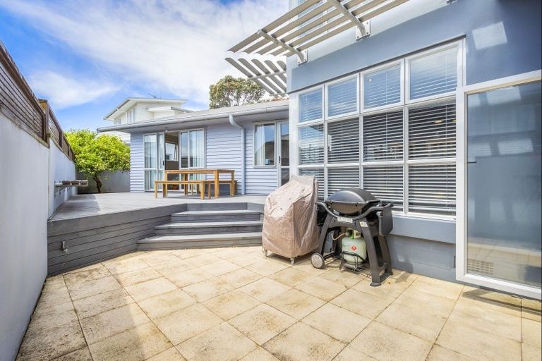 Photo of property in 33 Links Avenue, Mount Maunganui, 3116