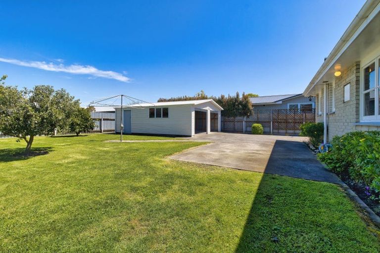 Photo of property in 19 Flaxmere Avenue, Flaxmere, Hastings, 4120