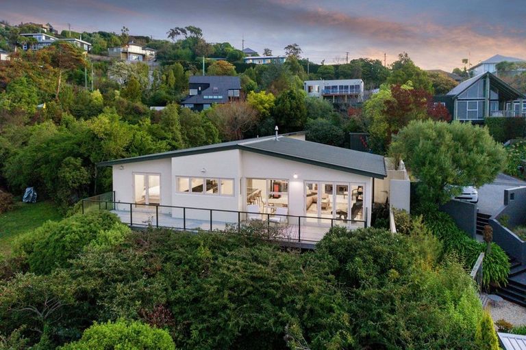 Photo of property in 38 Millhill Lane, Huntsbury, Christchurch, 8022