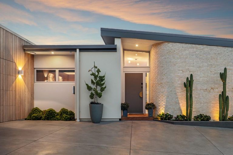 Photo of property in 28 Steve Askin Drive, Cracroft, Christchurch, 8022
