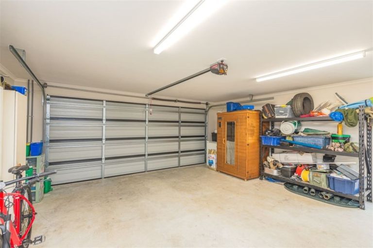 Photo of property in 17 Magnolia Crescent, Tawhero, Whanganui, 4501