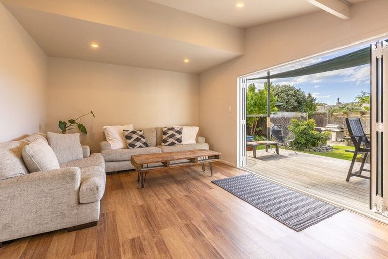 Photo of property in 10 Ireland Place, Pirimai, Napier, 4112