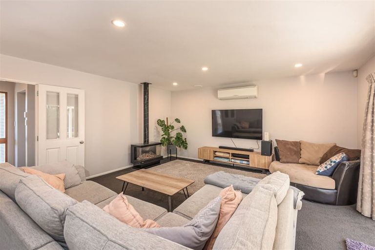 Photo of property in 5 Ti Rakau Drive, Woolston, Christchurch, 8023