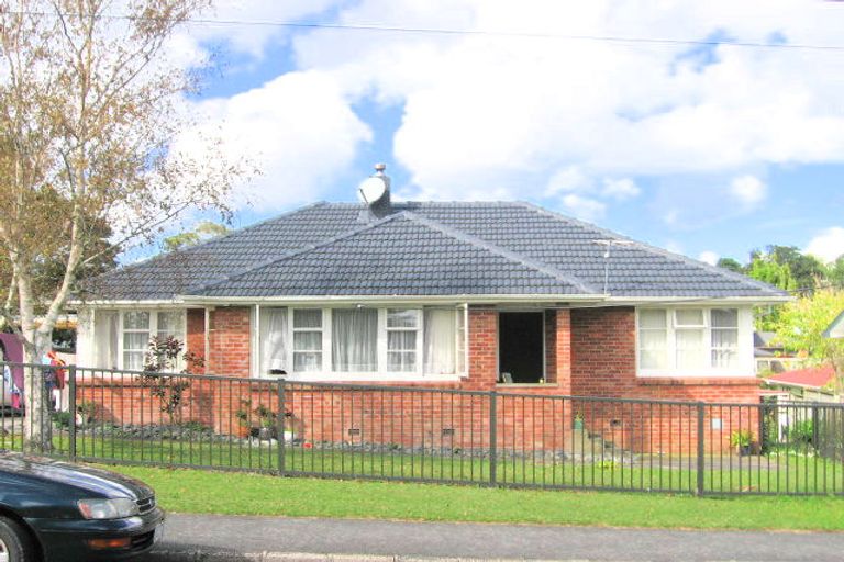 Photo of property in 1/25 Kereru Street, Henderson, Auckland, 0612