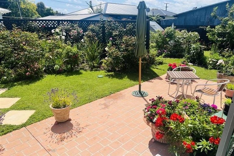 Photo of property in 7a Terrace Street, Marton, 4710