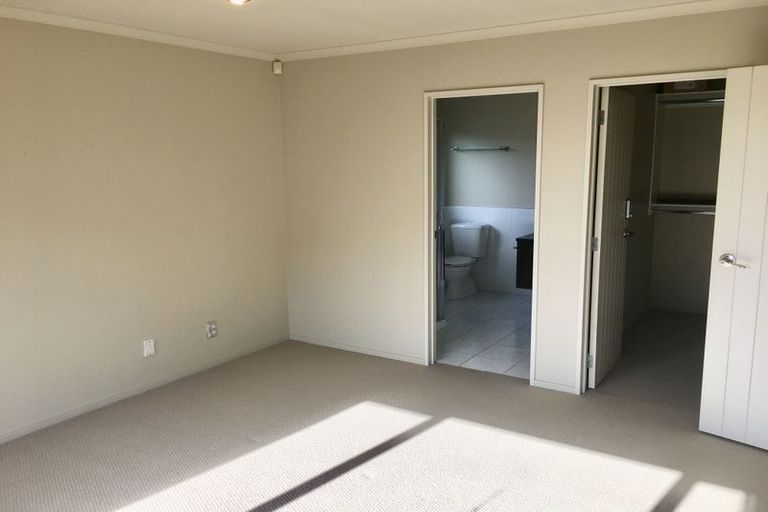 Photo of property in 321 Chapel Road, Flat Bush, Auckland, 2016