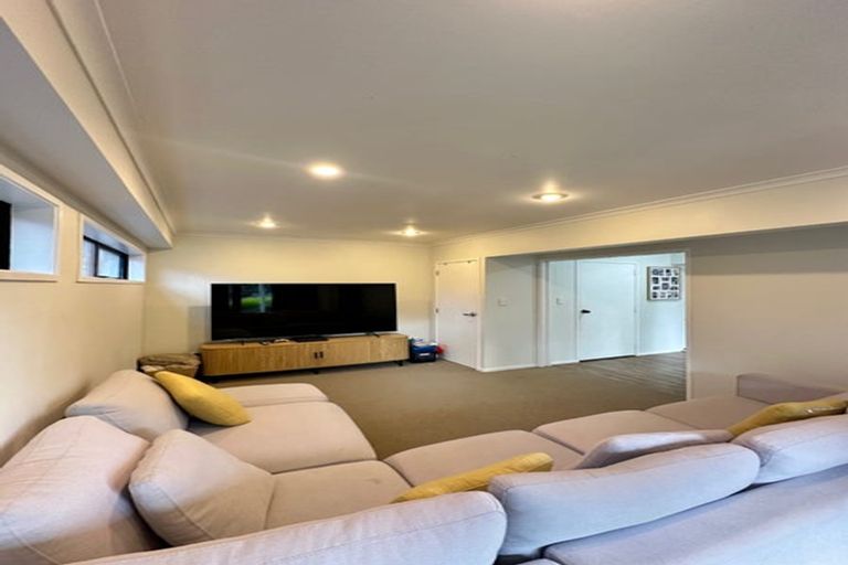 Photo of property in 17 Tercel Place, Sunnyhills, Auckland, 2010
