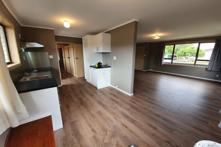 Photo of property in 4 Crescent Court, Melville, Hamilton, 3206