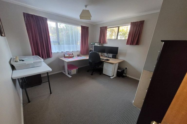 Photo of property in 1/23 Royal Road, Massey, Auckland, 0614