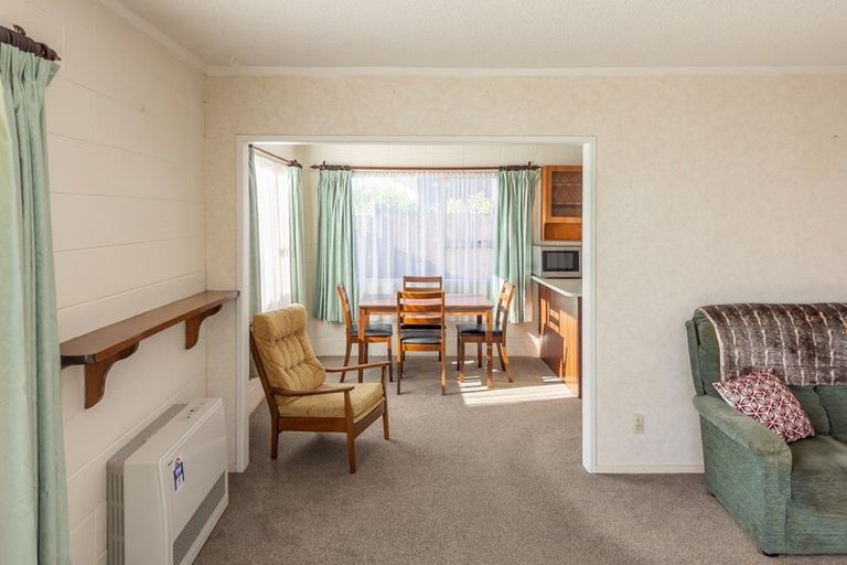 Photo of property in 216 Parklands Avenue, Bell Block, New Plymouth, 4312