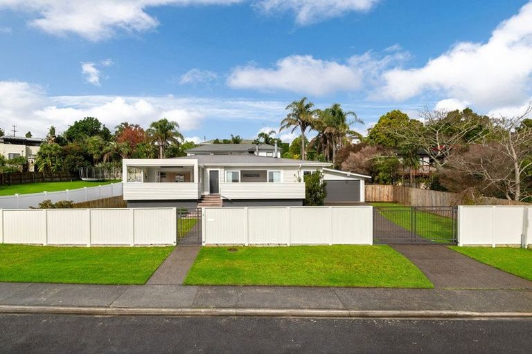 Photo of property in 6 Manuwai Road, Torbay, Auckland, 0630