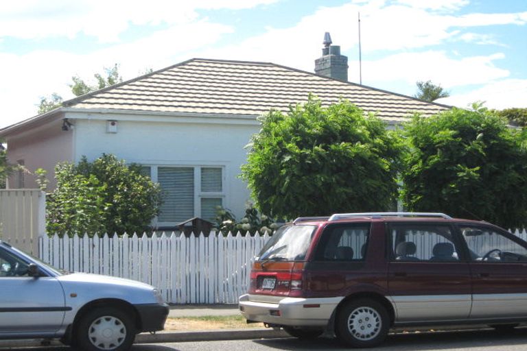 Photo of property in 39 Edgeware Road, St Albans, Christchurch, 8014