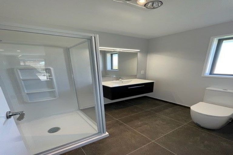 Photo of property in 28 Te Kanawa Lane, Rolleston, 7615