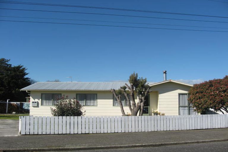 Photo of property in 41 Taylor Street, Carterton, 5713