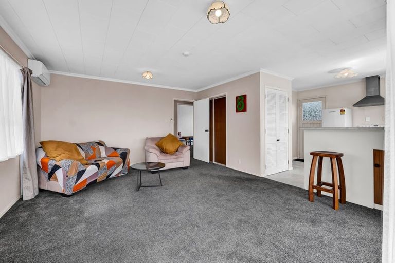 Photo of property in 43b Fulford Street, New Plymouth, 4310