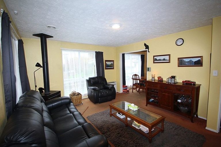 Photo of property in 8 Denton Street, Gore, 9710