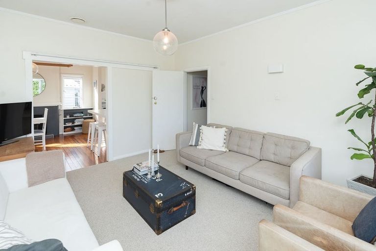 Photo of property in 14a Galloway Street, Hamilton East, Hamilton, 3216