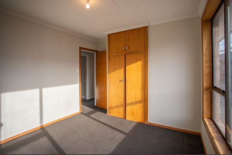 Photo of property in 17 Skerten Avenue, Hornby, Christchurch, 8042