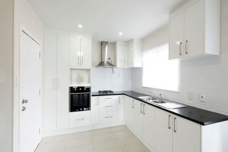 Photo of property in 27 Takanini Road, Takanini, 2112