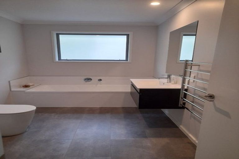 Photo of property in 4 Te Kaka Place, Omokoroa, 3114