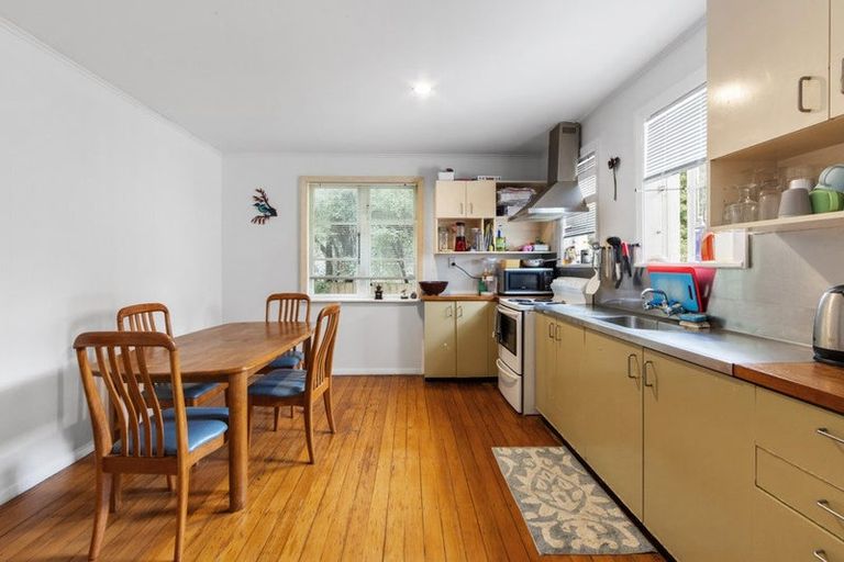 Photo of property in 12 Denvir Street, Strowan, Christchurch, 8052