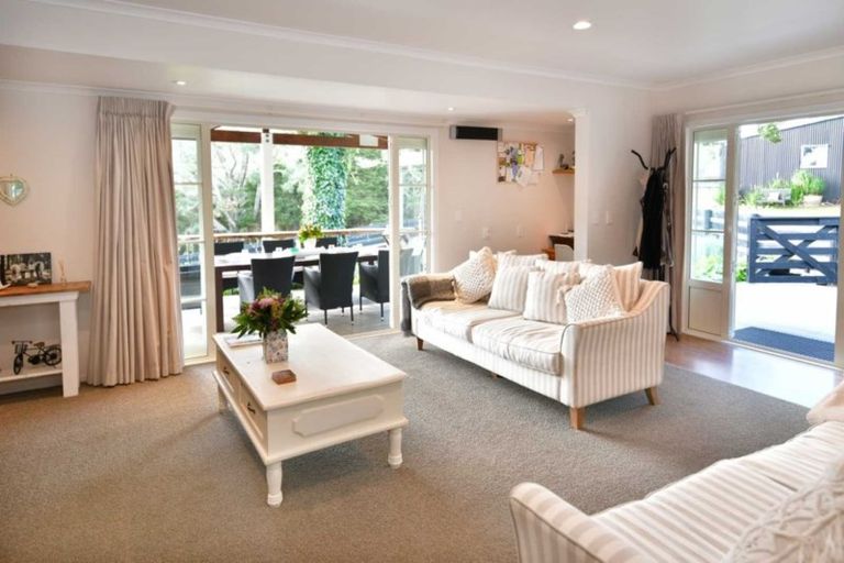 Photo of property in 202 Rapson Road, Kaukapakapa, 0871