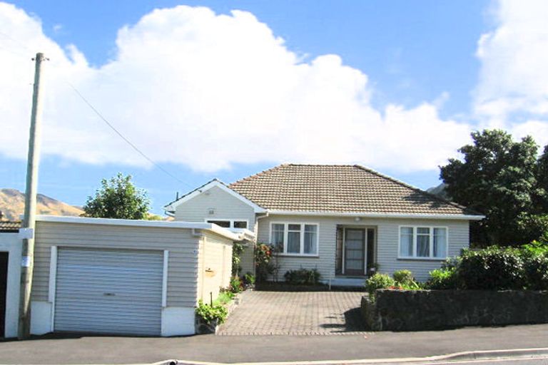 Photo of property in 44 Cockayne Road, Khandallah, Wellington, 6035