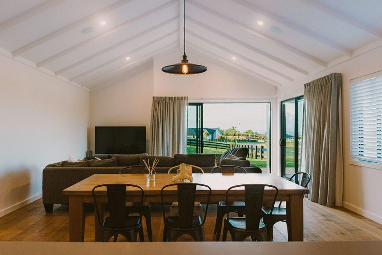 Photo of property in 6 Old Orchard Lane, Waiau Pa, Pukekohe, 2679