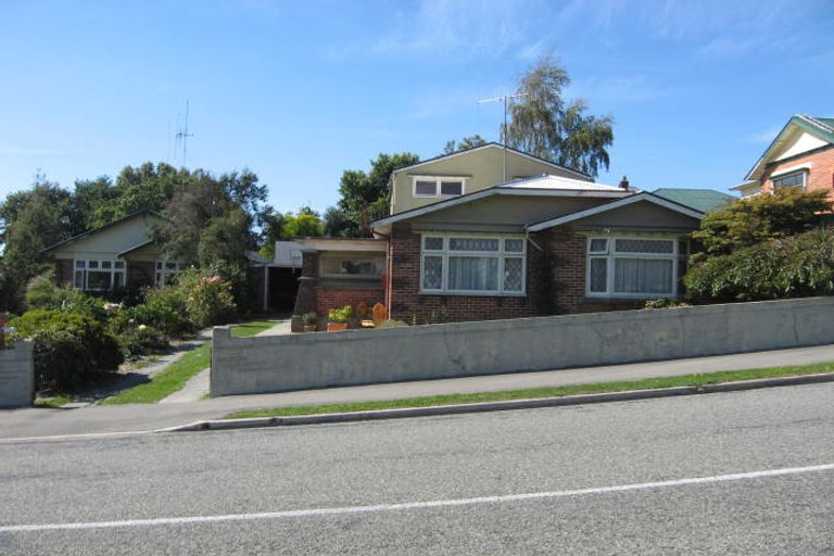 Photo of property in 65 Avenue Road, West End, Timaru, 7910