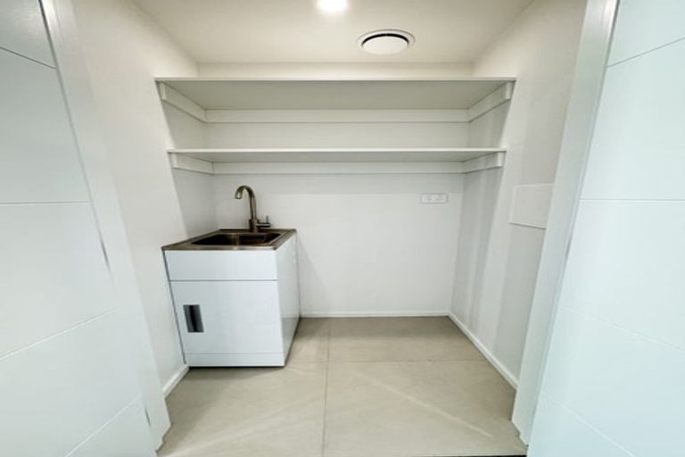 Photo of property in 1/64 Amyes Road, Hornby, Christchurch, 8042