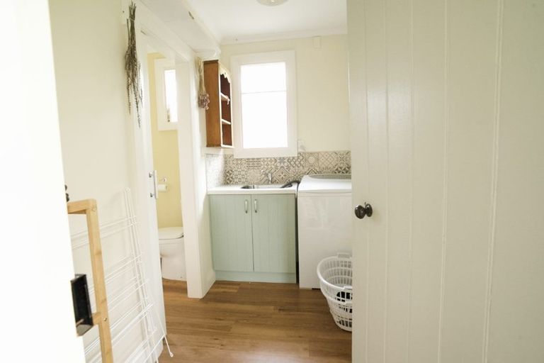 Photo of property in 8a Wharfe Street, South Hill, Oamaru, 9400