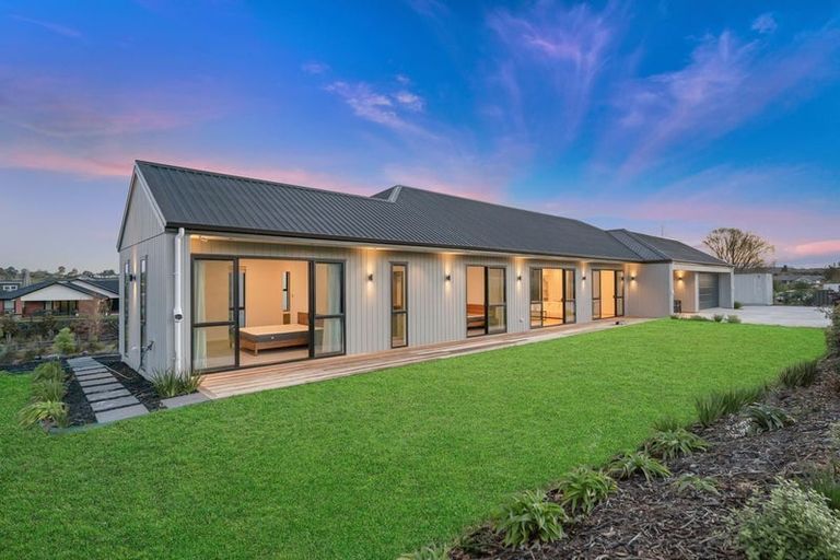 Photo of property in 6 Peet Row, Pokeno, 2471