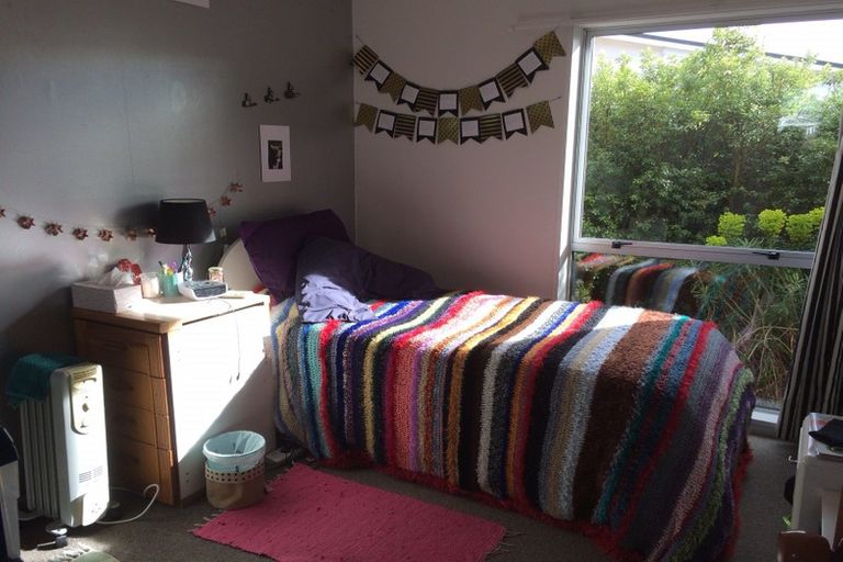 Photo of property in 25 Haslett Place, Upper Riccarton, Christchurch, 8041