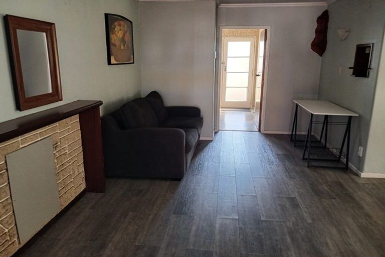 Photo of property in 668a Pioneer Highway, Highbury, Palmerston North, 4412