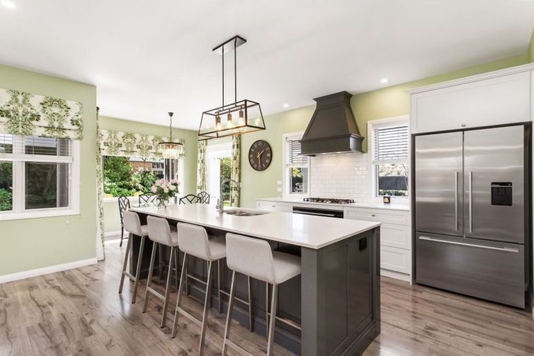 Photo of property in 17 Rossall Street, Merivale, Christchurch, 8014