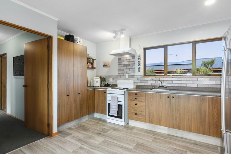 Photo of property in 18 Palmer Place, Taieri Beach, Brighton, 9091