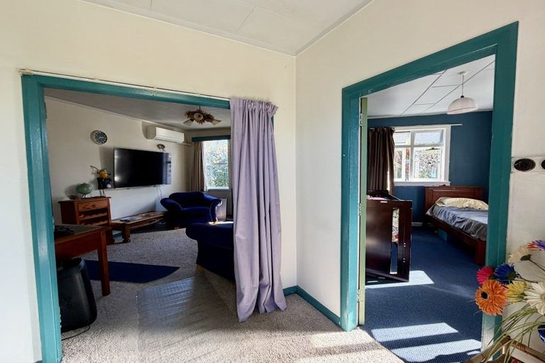 Photo of property in 4 Rintoul Street, Westport, 7825