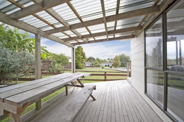 Photo of property in 2/3 Hydra Place, Glen Eden, Auckland, 0602
