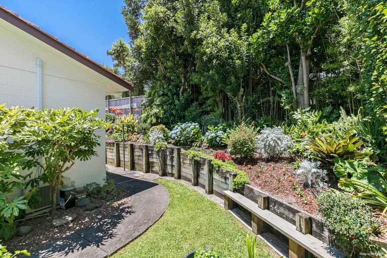 Photo of property in 1/89 Moore Street, Hillcrest, Auckland, 0627