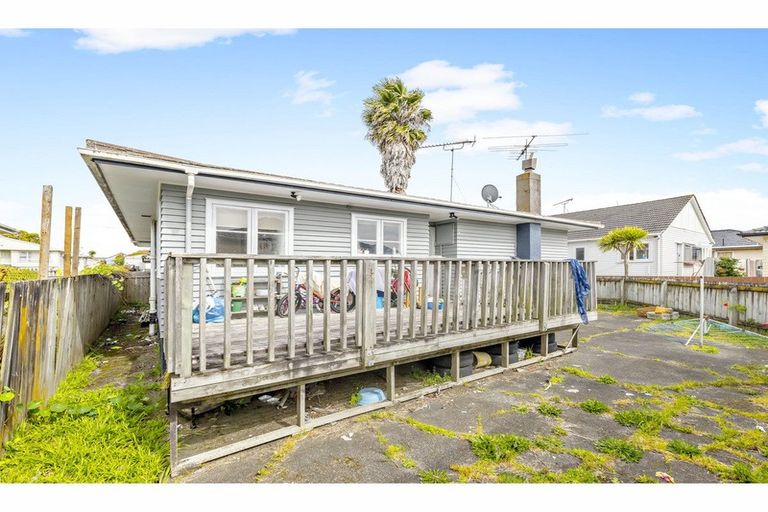 Photo of property in 8 Plunket Avenue, Papatoetoe, Auckland, 2104