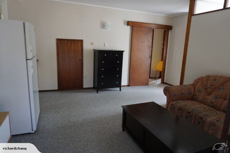 Photo of property in 3 Valdese Rise, Browns Bay, Auckland, 0630