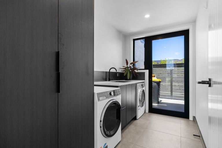 Photo of property in 17 Mike Smith Drive, Cambridge, 3434