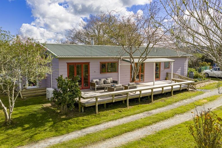 Photo of property in 1782 State Highway 12, Paparoa, 0571