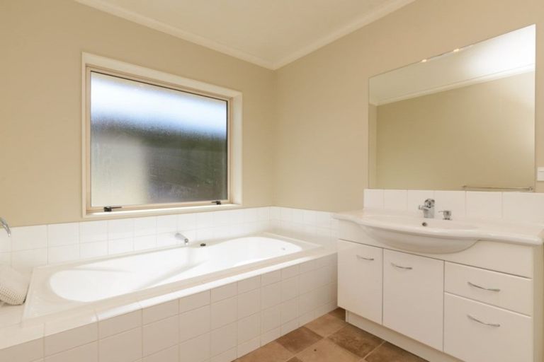 Photo of property in 7 Farmar Street, Mayfield, Blenheim, 7201