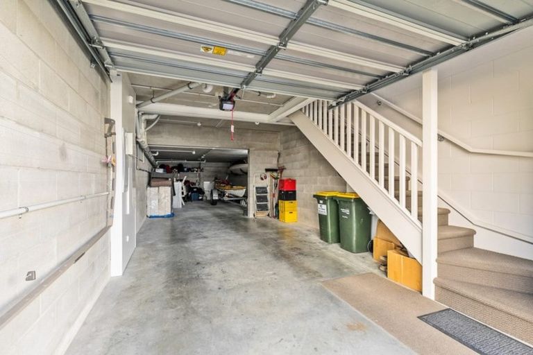 Photo of property in 9 Eaves Bush Parade, Orewa, 0931
